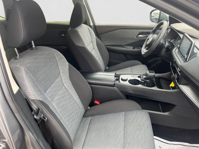 Used 2023 Nissan Rogue SV image 15