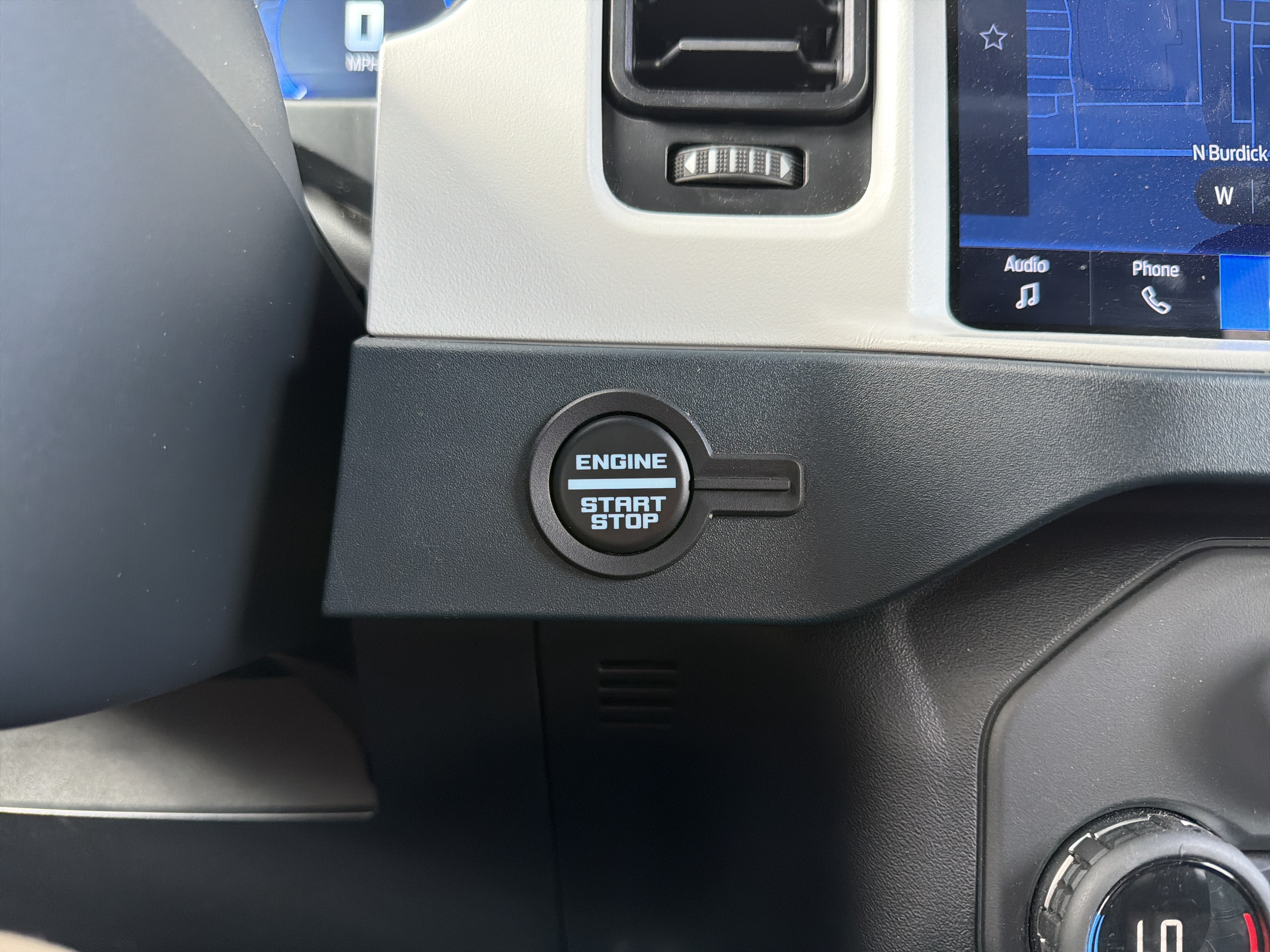 Used 2025 Ford Bronco Heritage Edition AWD/4WD image 15