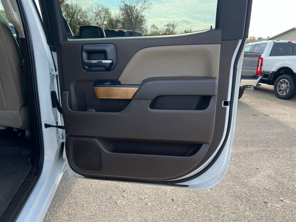 Used 2018 Chevrolet Silverado 1500 LTZ w/ Sport Package image 18