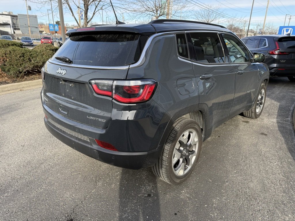 Used 2017 Jeep Compass Limited image 5