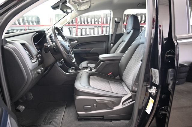 Used 2022 Chevrolet Colorado Z71 AWD/4WD image 11