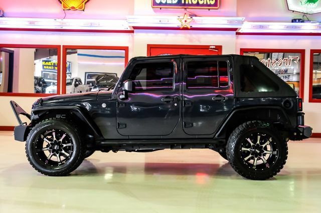 Used 2017 Jeep Wrangler Unlimited Sport AWD/4WD image 11