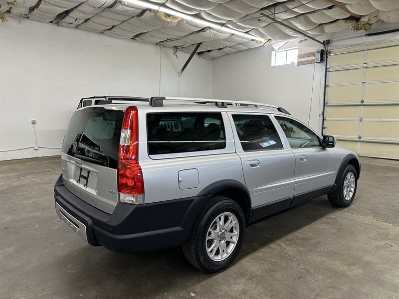 Used 2007 Volvo XC70 AWD/4WD image 3