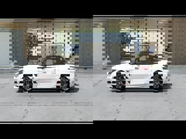 New 2025 BMW Z4 M40i w/ Edition image 4