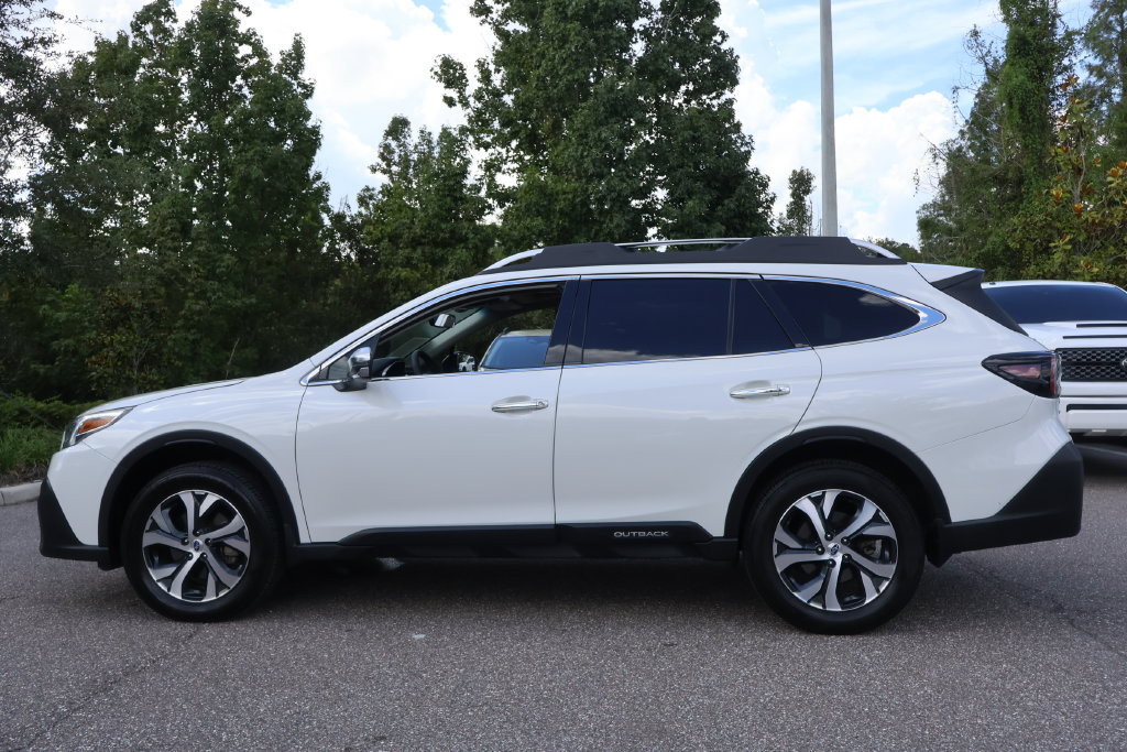 Certified 2022 Subaru Outback Touring w/ Popular Package #2 AWD/4WD image 5