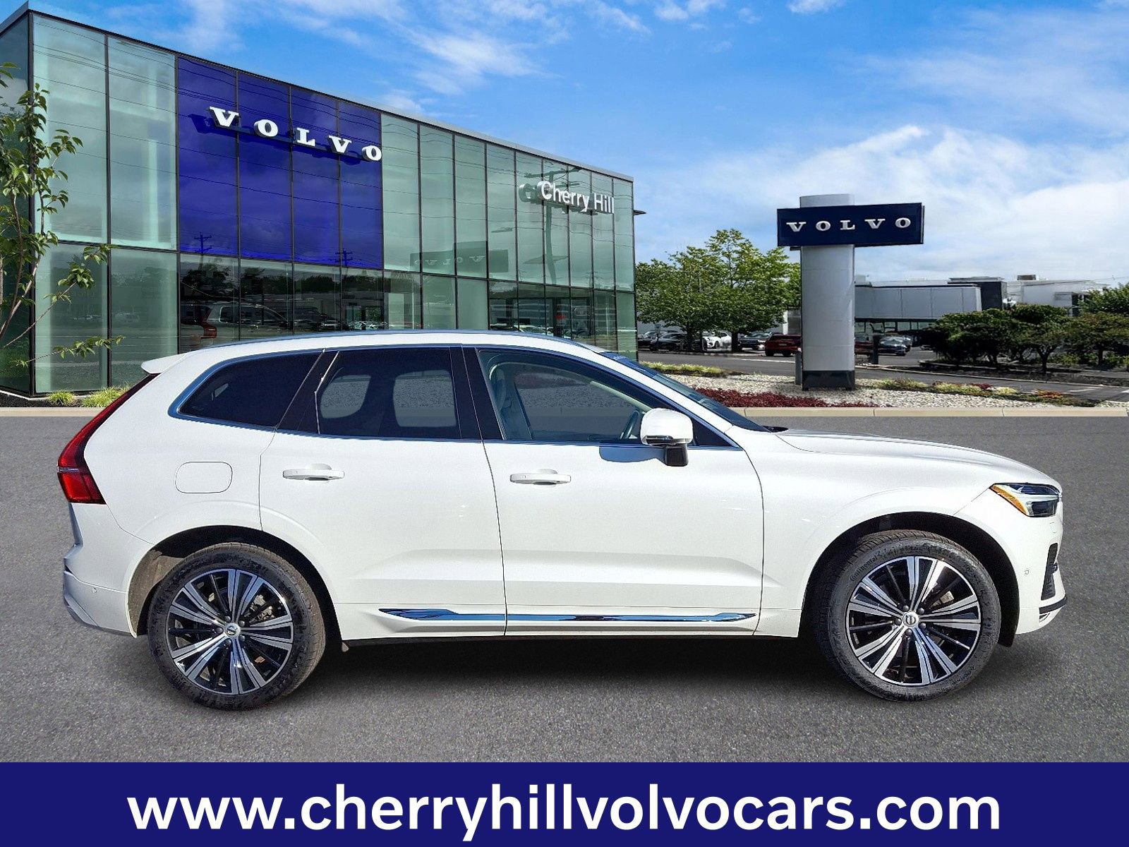 Certified 2022 Volvo XC60 B6 Inscription w/ Advanced Package image 8