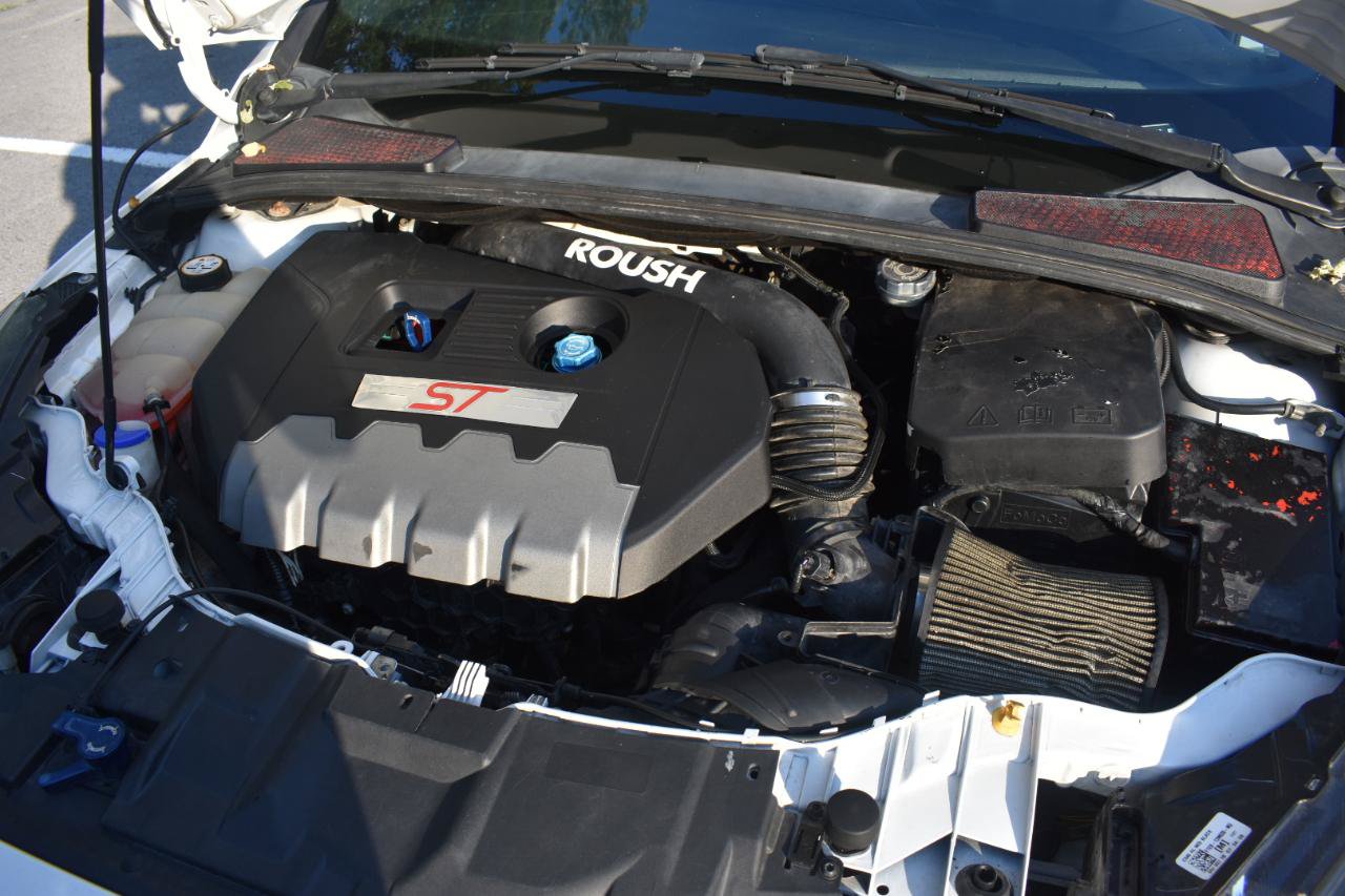 Used 2016 Ford Focus ST FWD image 34