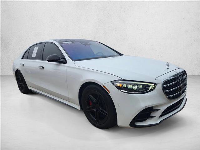 Used 2024 Mercedes-Benz S 580 4MATIC Sedan image 3