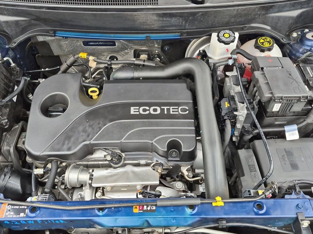 Used 2022 Chevrolet Equinox LS w/ Driver Confidence II Package image 24