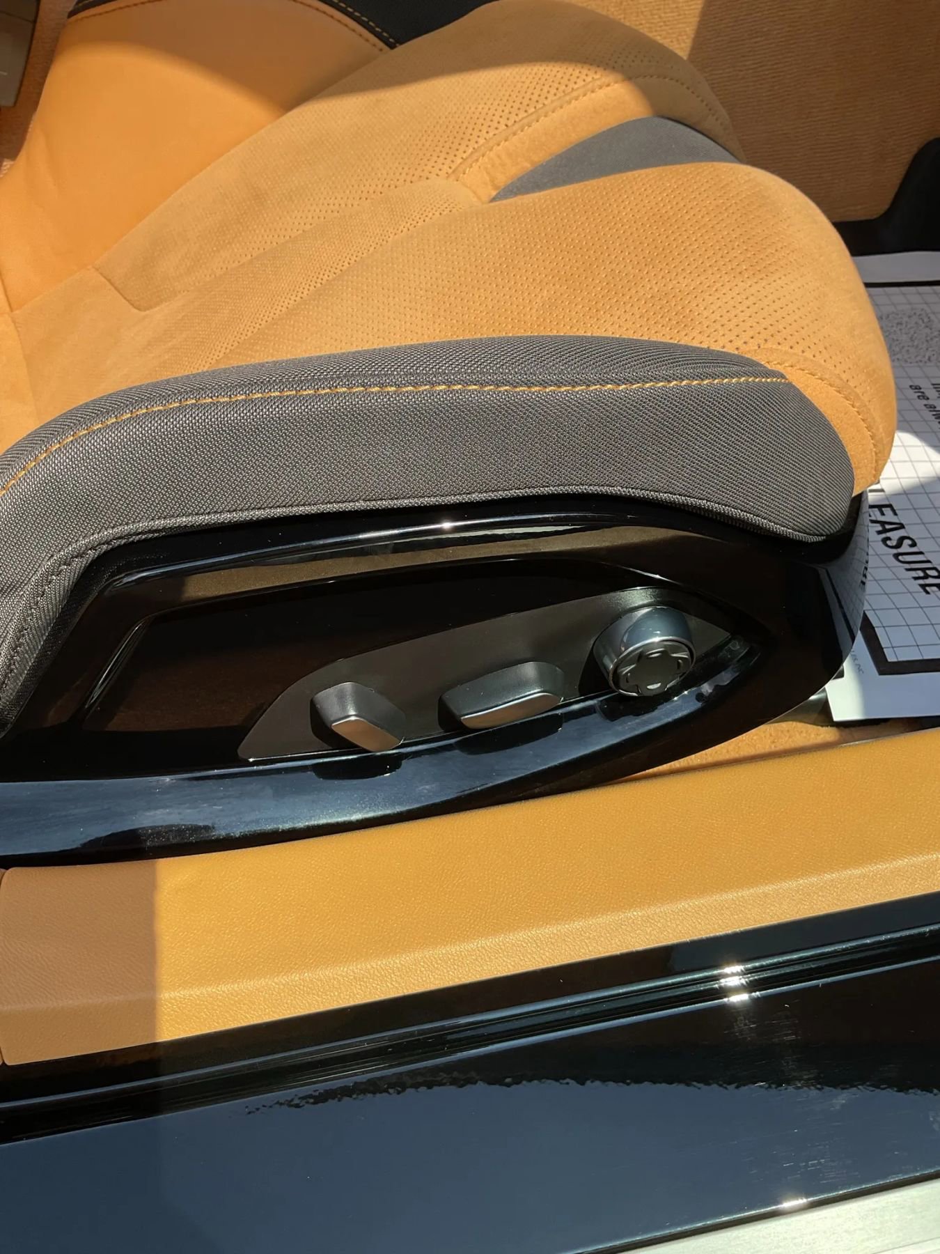 Used 2020 Chevrolet Corvette Stingray Premium Cpe w/ 3LT Preferred Equipment Group image 42