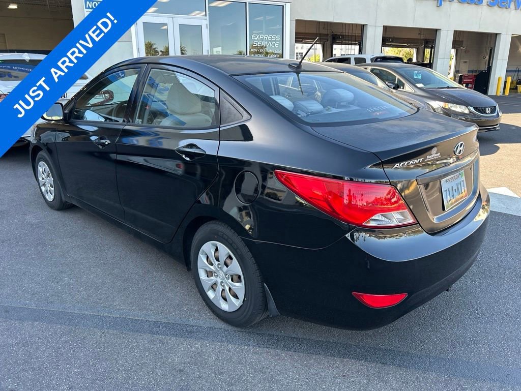 Used 2016 Hyundai Accent SE w/ Option Group 02 FWD image 4