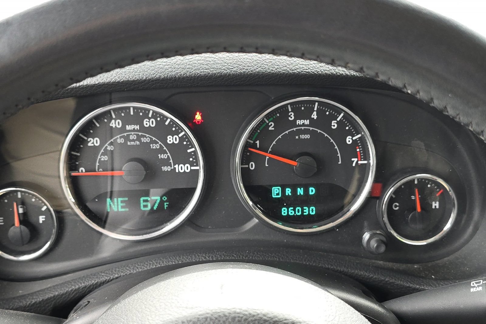 Used 2014 Jeep Wrangler Sport w/ Connectivity Group AWD/4WD image 22