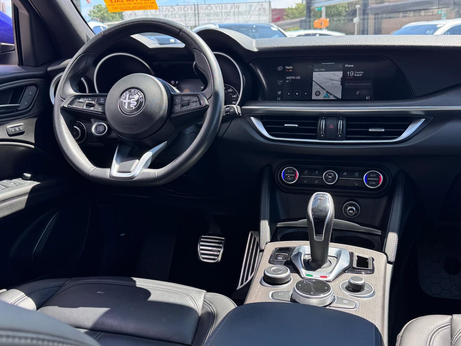 Used 2022 Alfa Romeo Stelvio Ti image 26