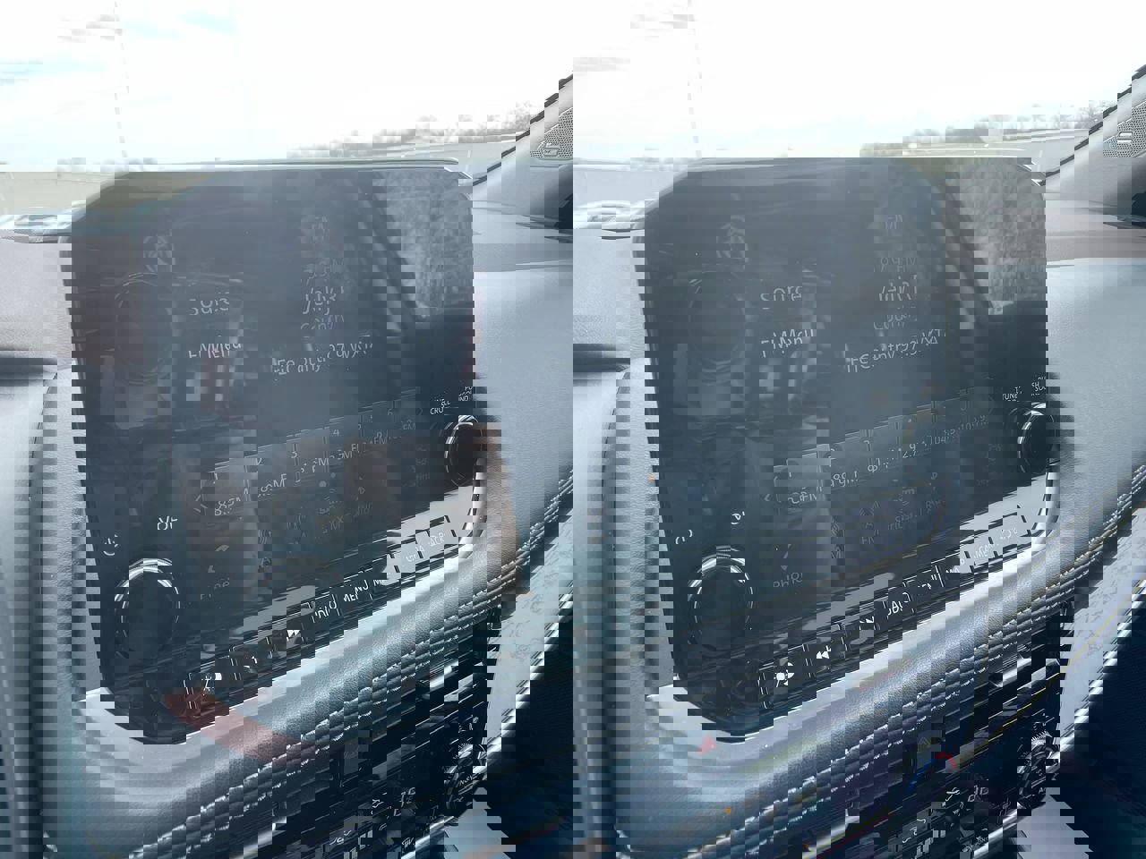 Used 2023 Nissan Rogue Platinum w/ Platinum Premium Package image 17