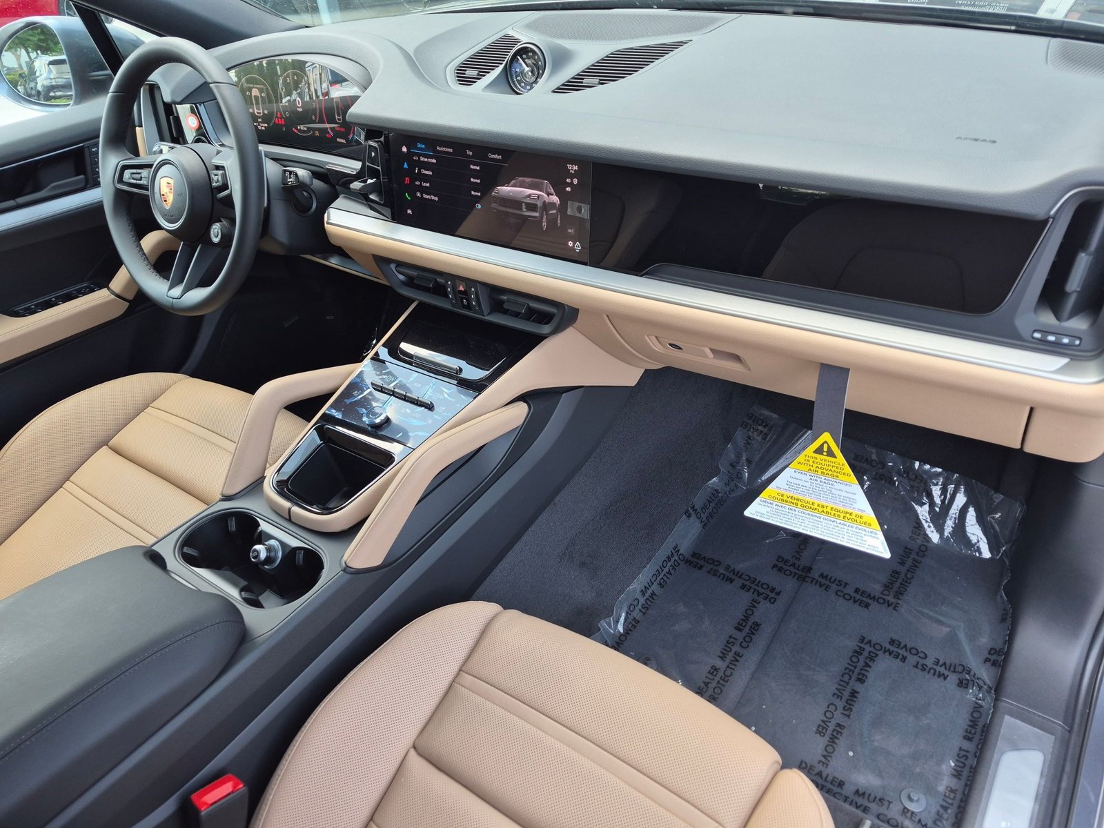 New 2026 Porsche Cayenne Coupe AWD/4WD image 27