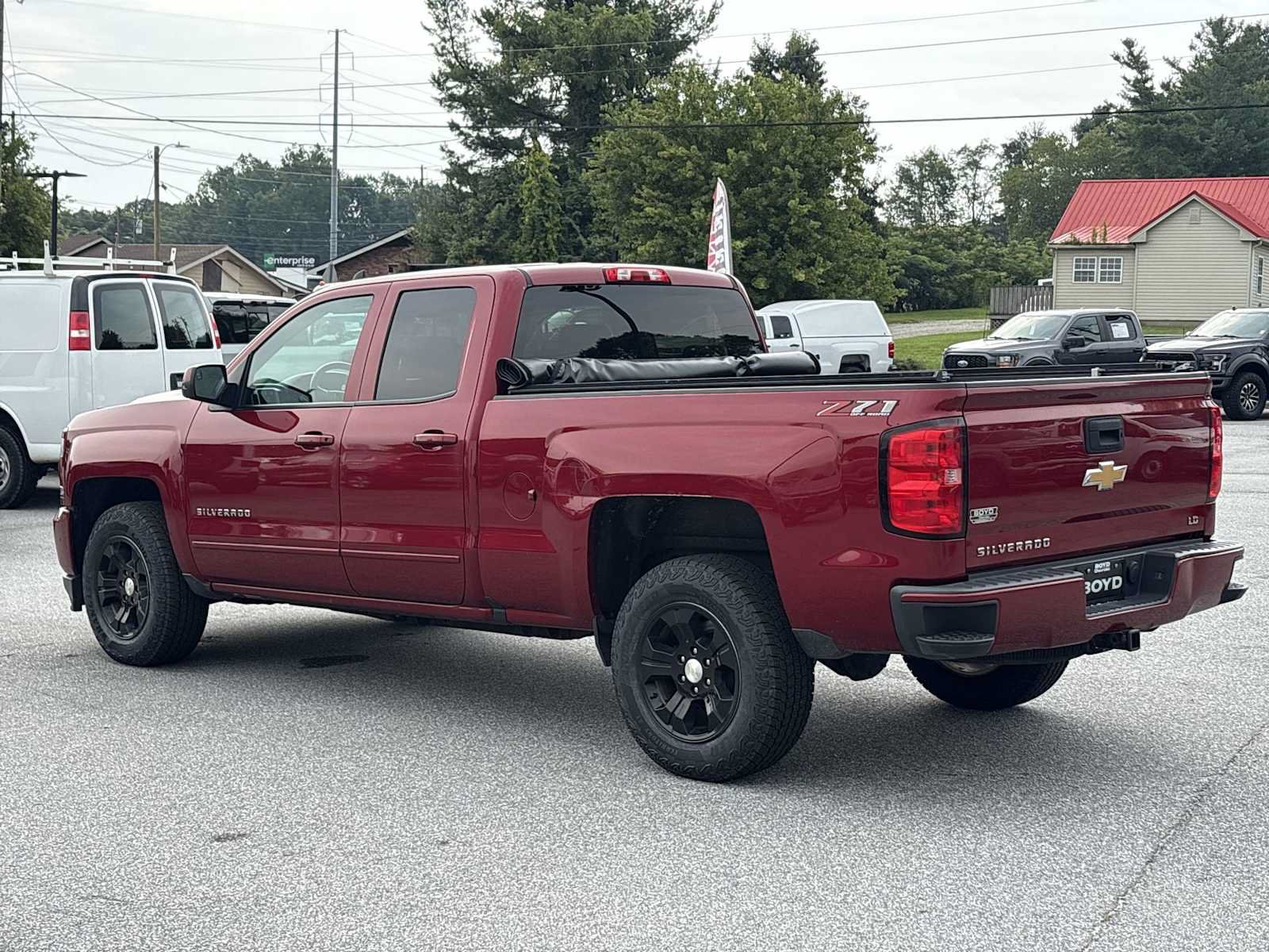 Used 2019 Chevrolet Silverado 1500 LT w/ All Star Edition AWD/4WD image 8