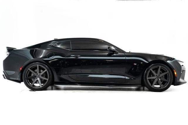 Used 2016 Chevrolet Camaro SS RWD image 5
