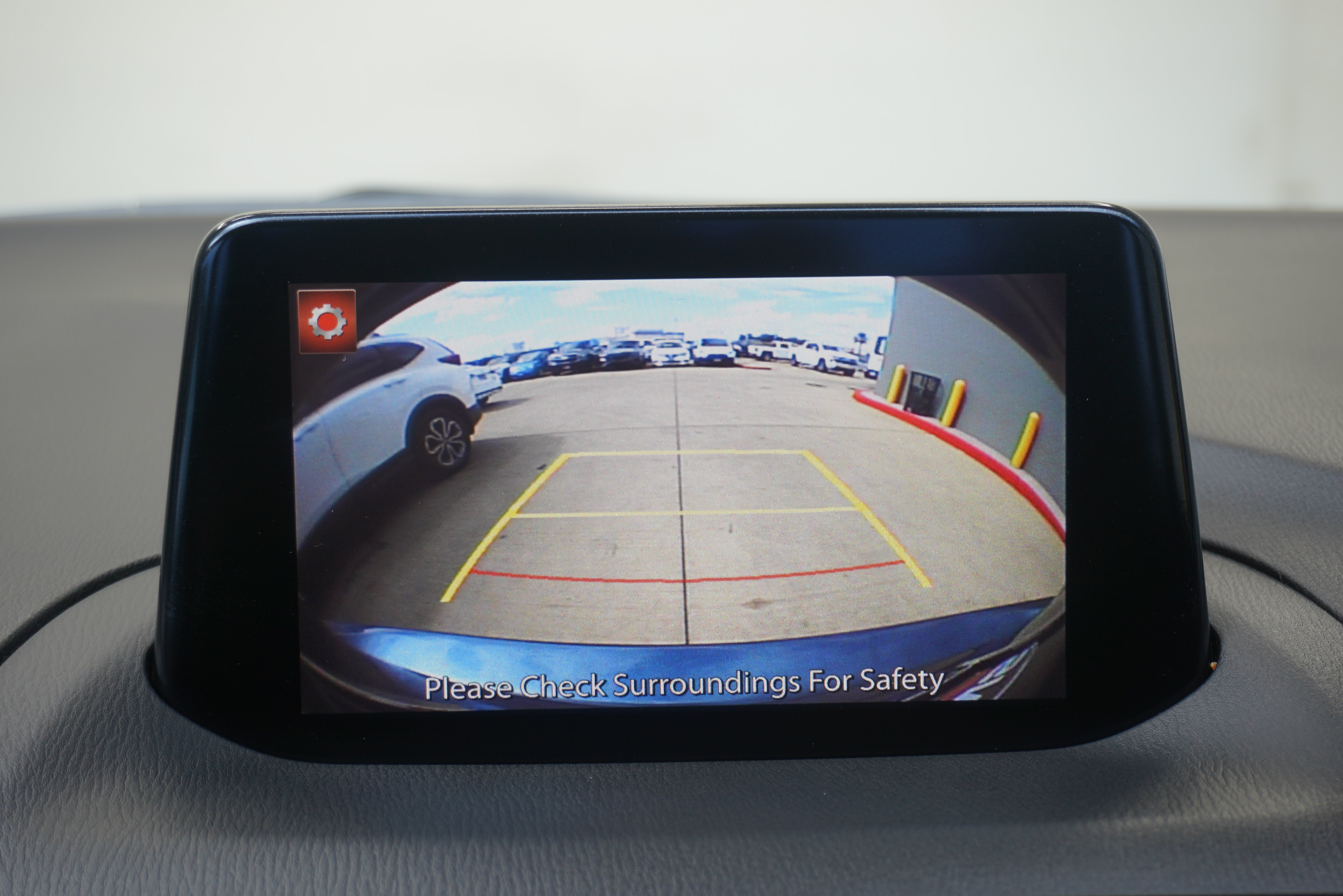 Used 2018 MAZDA MAZDA3 Touring FWD image 18