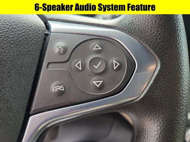 Used 2022 Chevrolet Traverse LS image 12