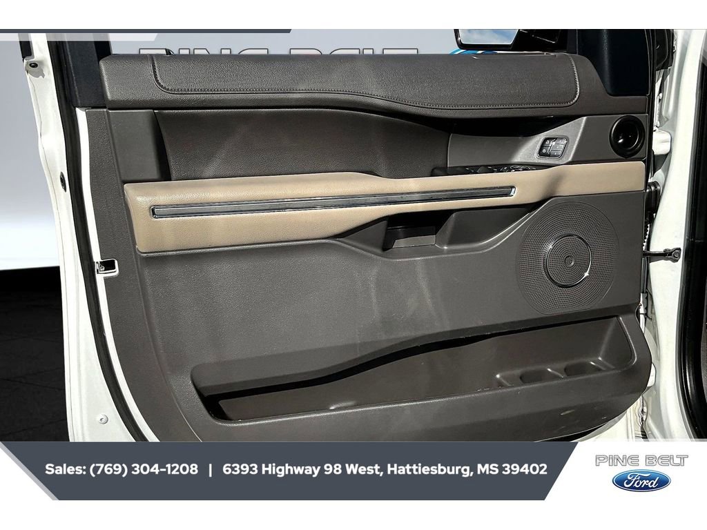 Used 2020 Ford Expedition Max XLT w/ Equipment Group 202A image 17