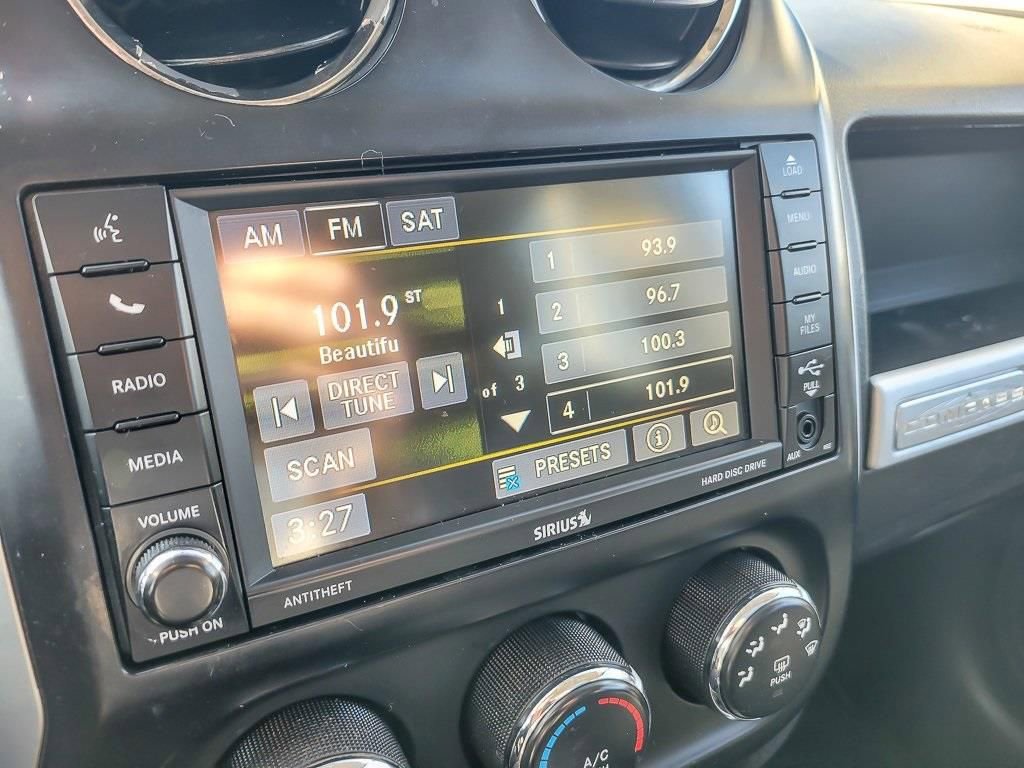 Used 2016 Jeep Compass High Altitude image 13