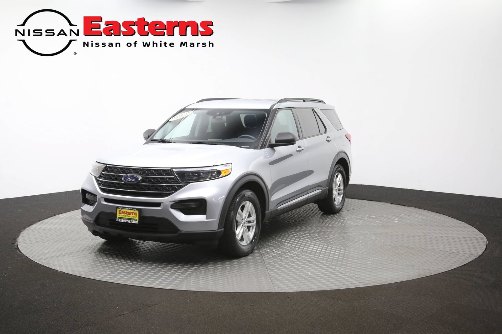 Used 2023 Ford Explorer XLT RWD image 49