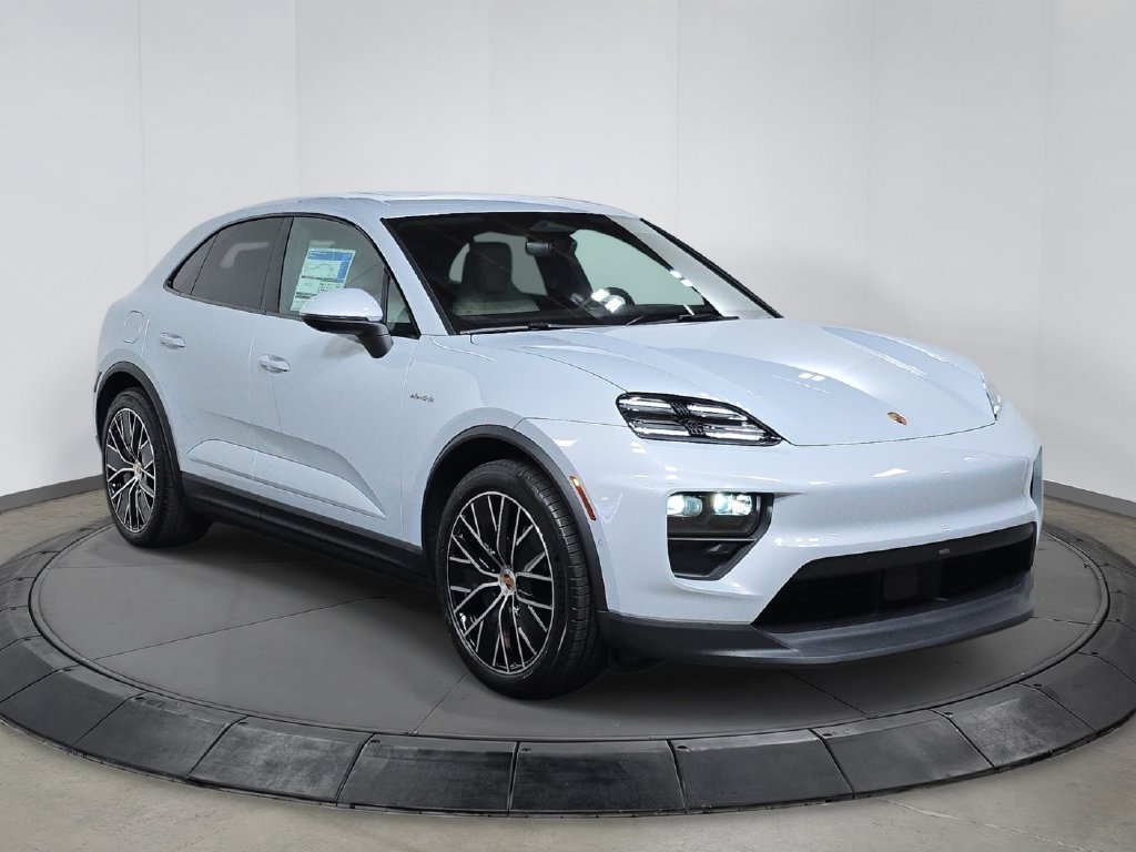 New 2026 Porsche Macan Electric RWD image 9