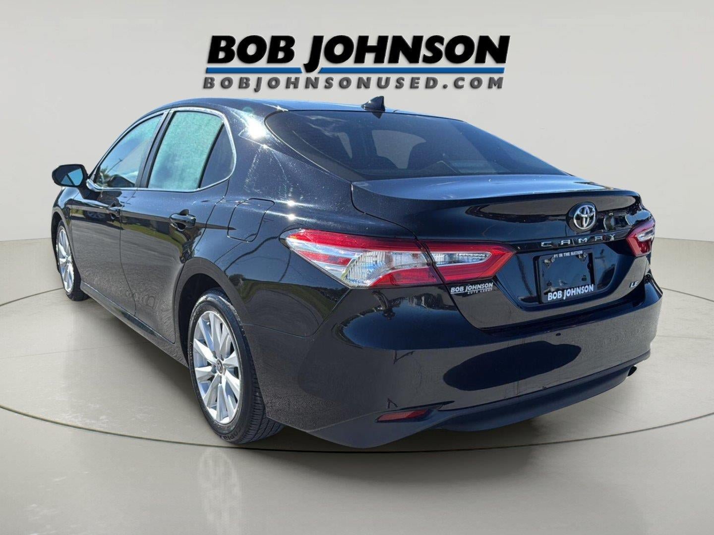 Used 2020 Toyota Camry LE FWD image 5