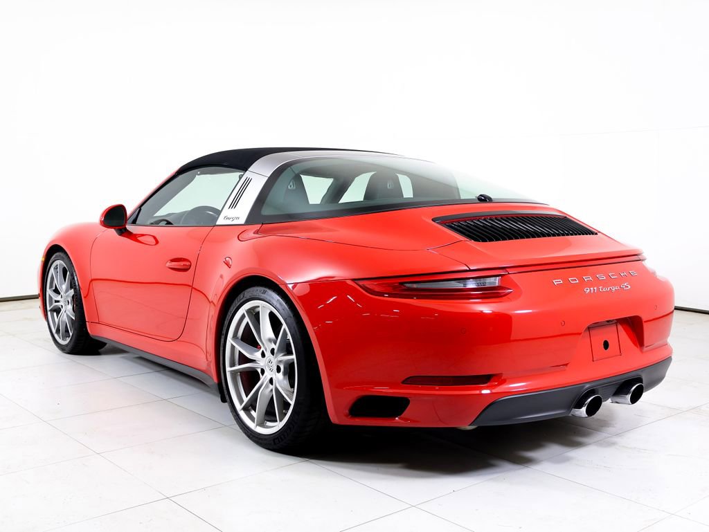 Certified 2018 Porsche 911 Targa 4S image 33
