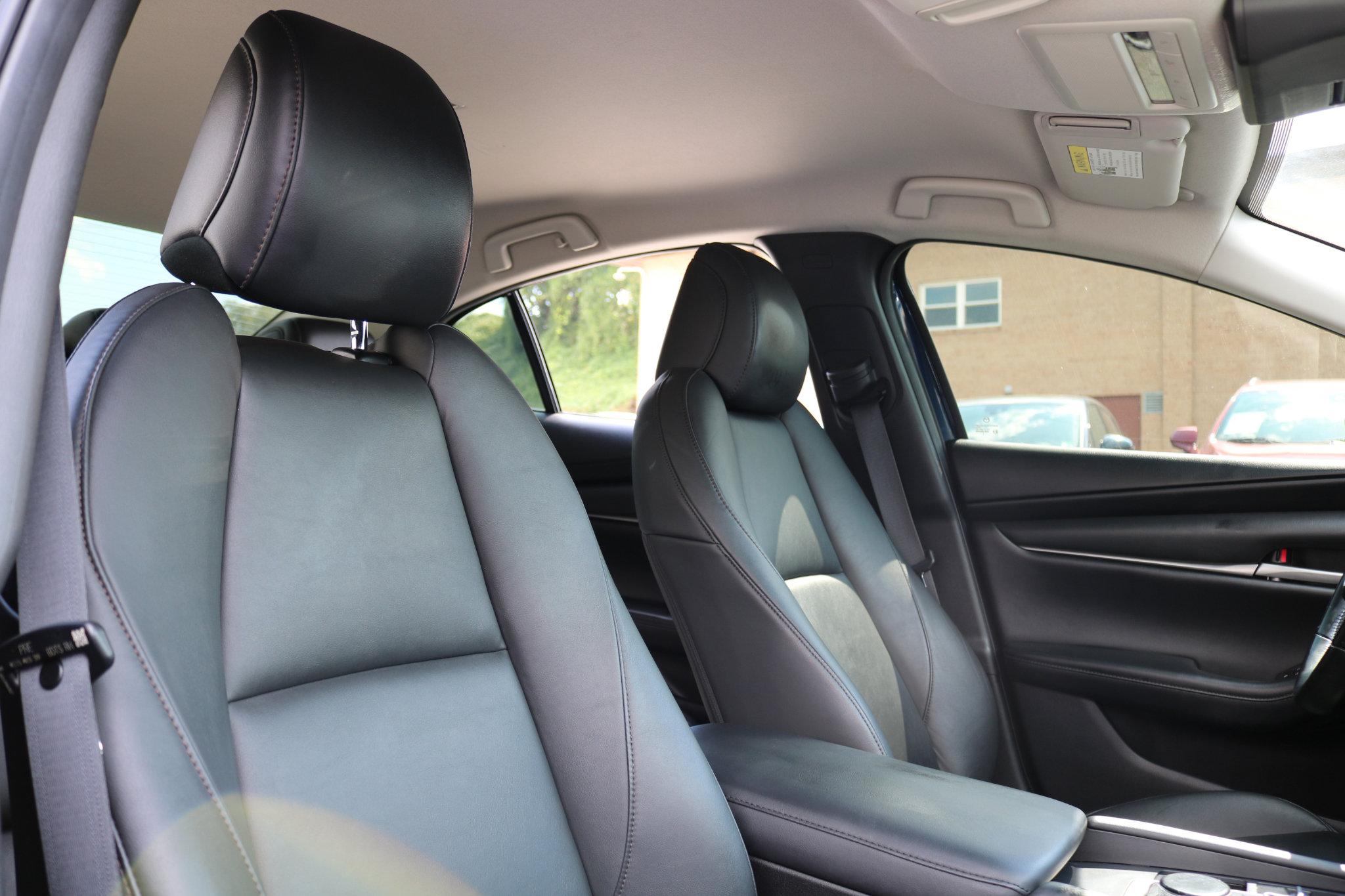 Used 2021 MAZDA MAZDA3 s image 40