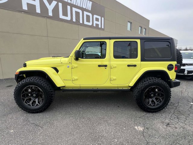Used 2023 Jeep Wrangler Sahara w/ Cold Weather Group image 6