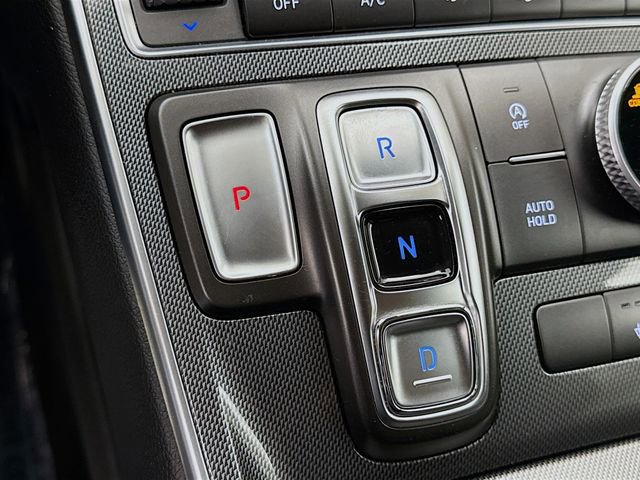 Used 2023 Hyundai Santa Fe SEL image 17