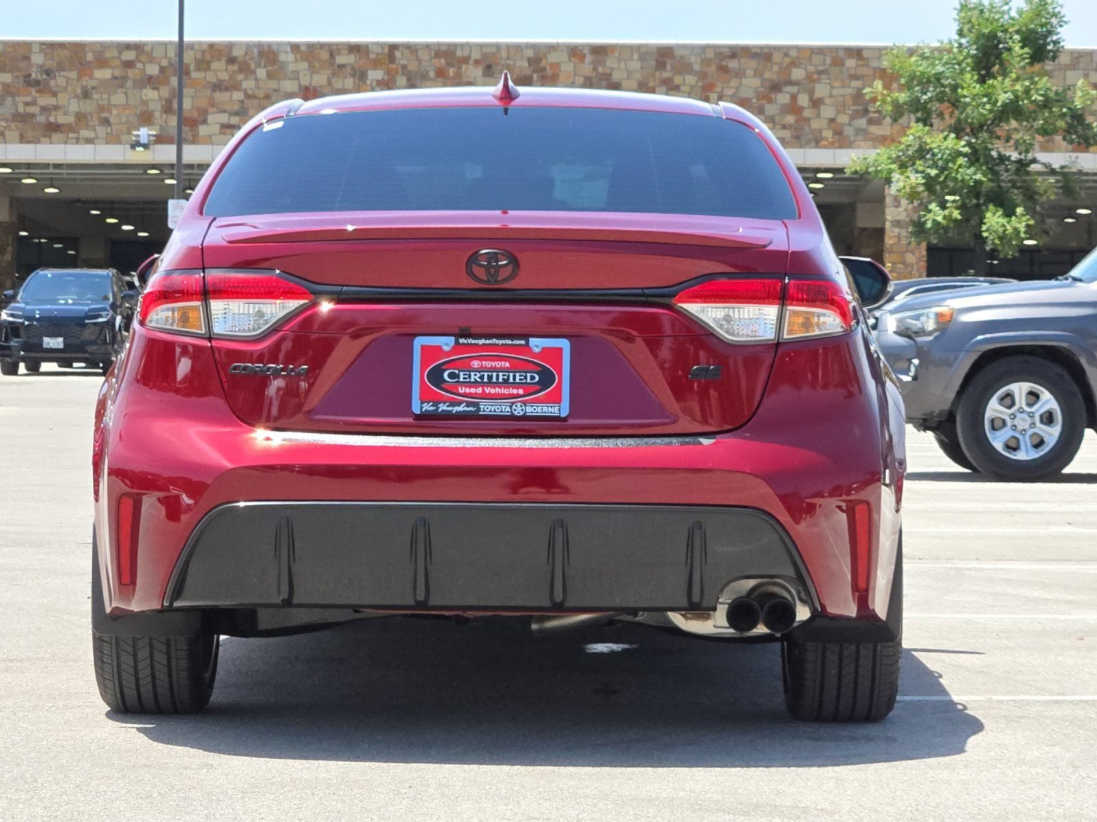 Certified 2026 Toyota Corolla SE FWD image 4