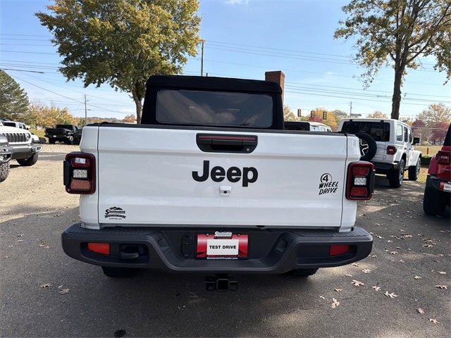 Used 2024 Jeep Gladiator Sport image 6