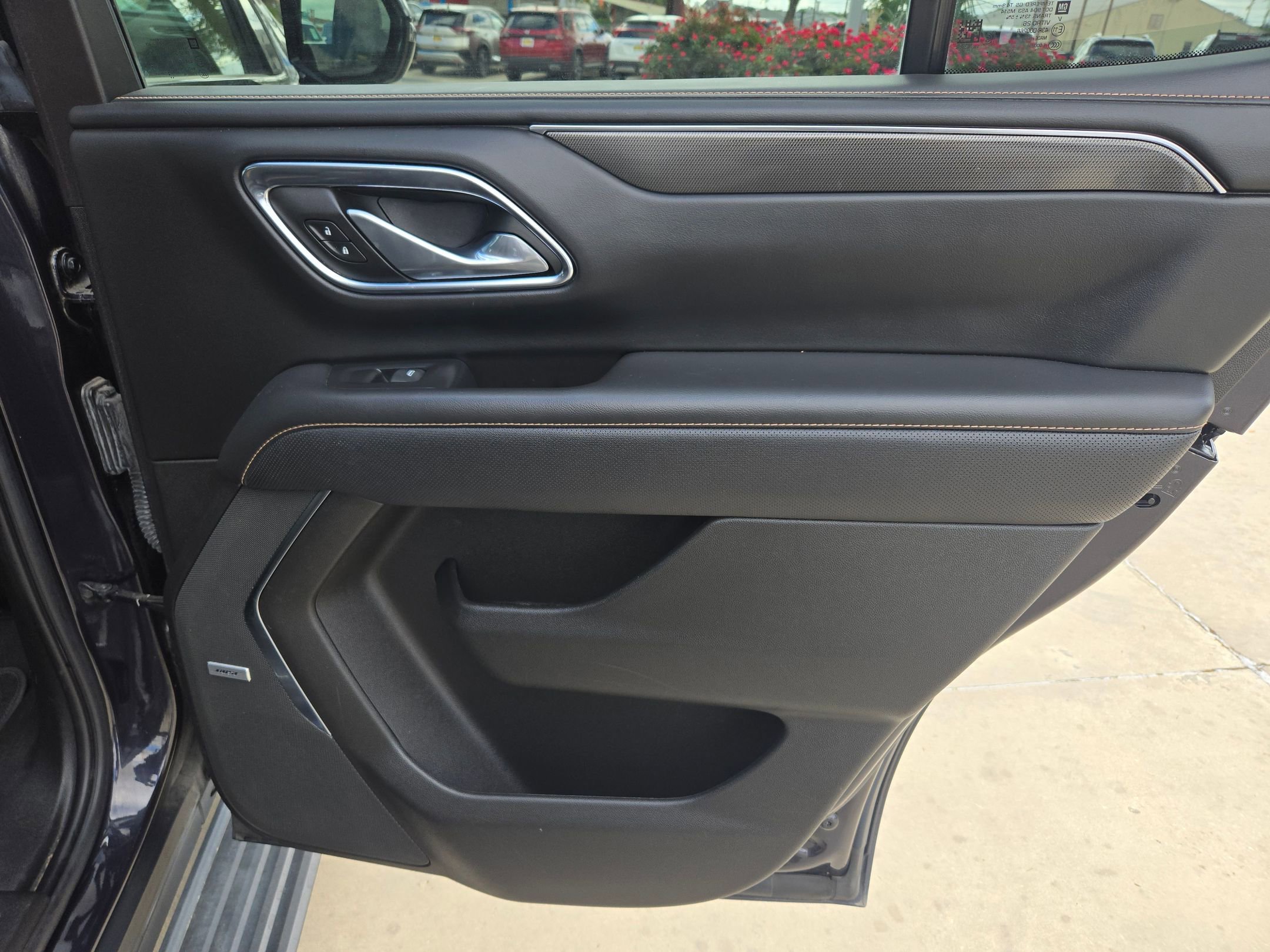 Used 2023 GMC Yukon AT4 image 37