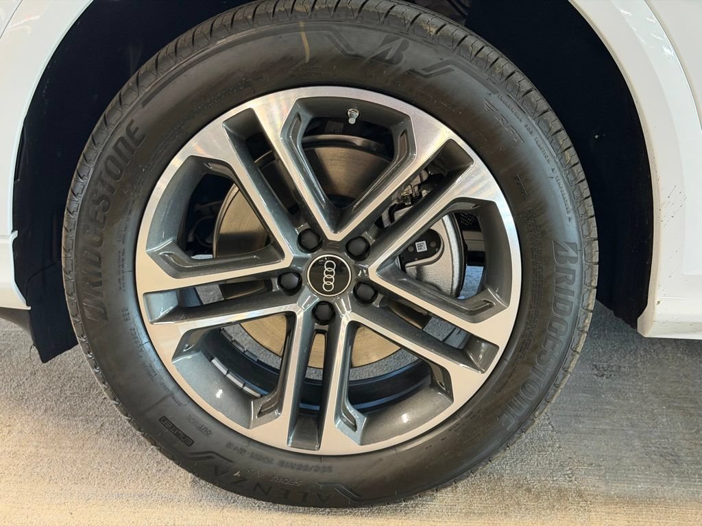 New 2026 Audi Q5 Premium AWD/4WD image 11
