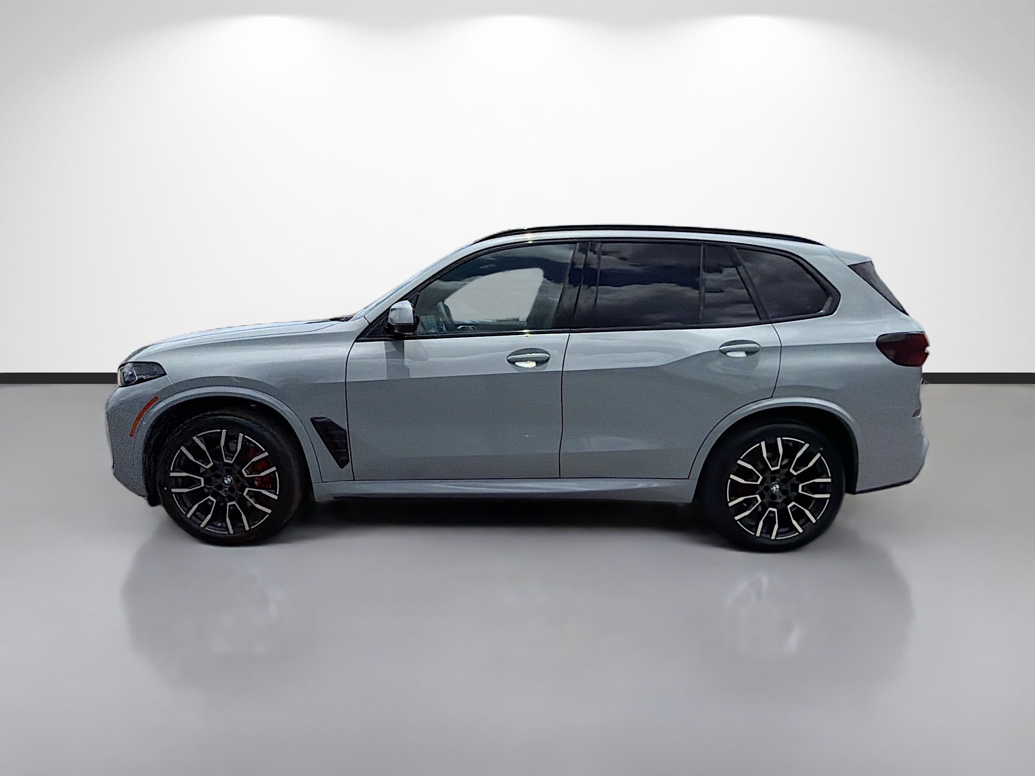 New 2026 BMW X5 sDrive40i w/ M Sport Package RWD image 6