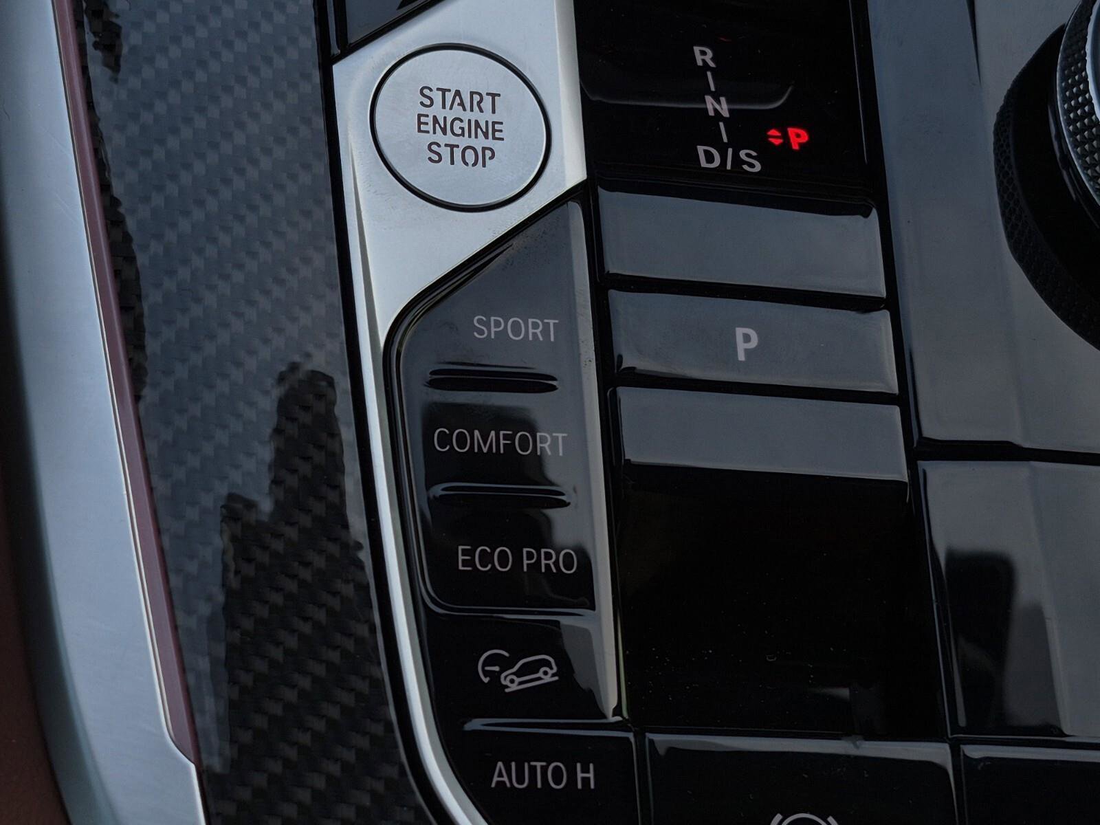 Certified 2025 BMW X7 M60i w/ Climate Comfort Package image 25