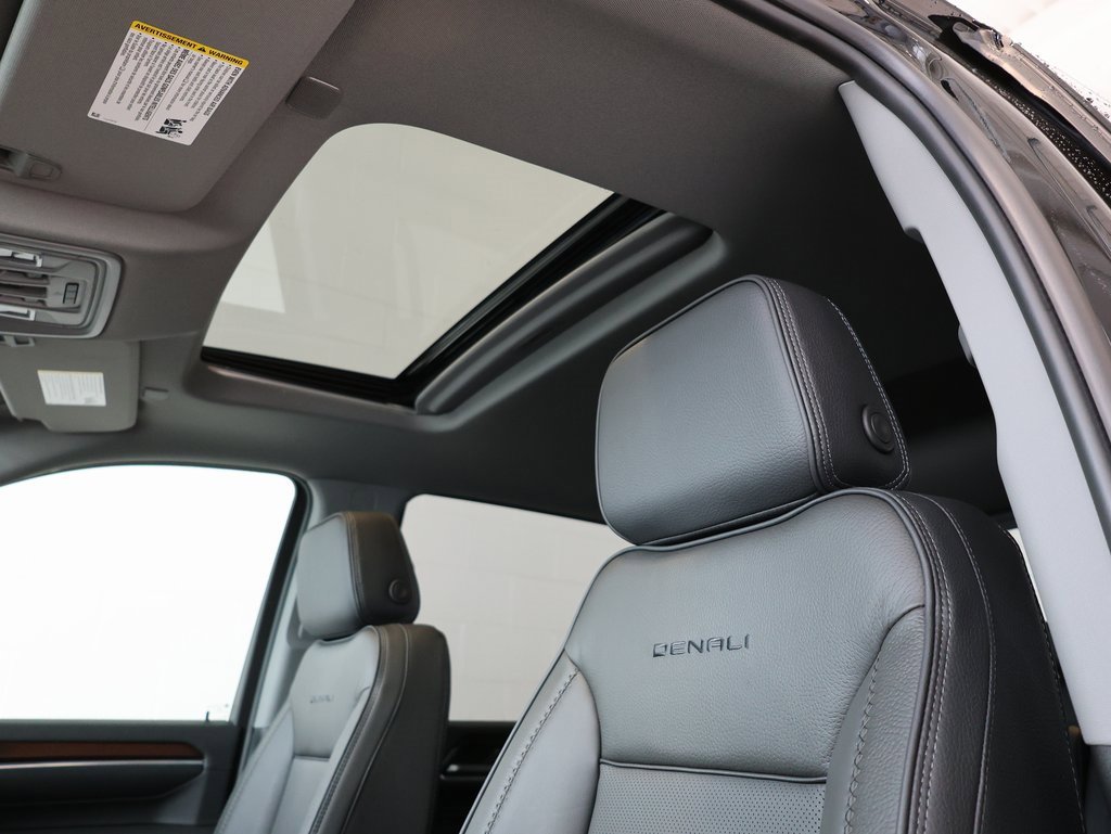 New 2026 GMC Sierra 3500 Denali w/ Denali Reserve Package image 26