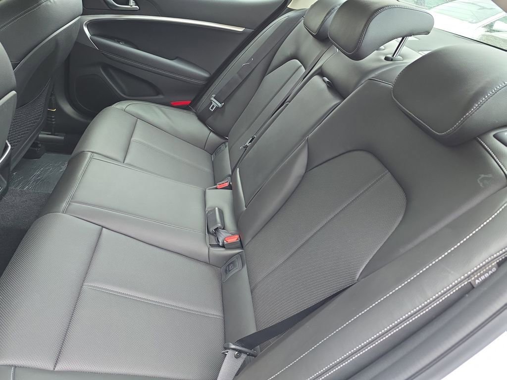 New 2026 Genesis G70 2.5T image 10