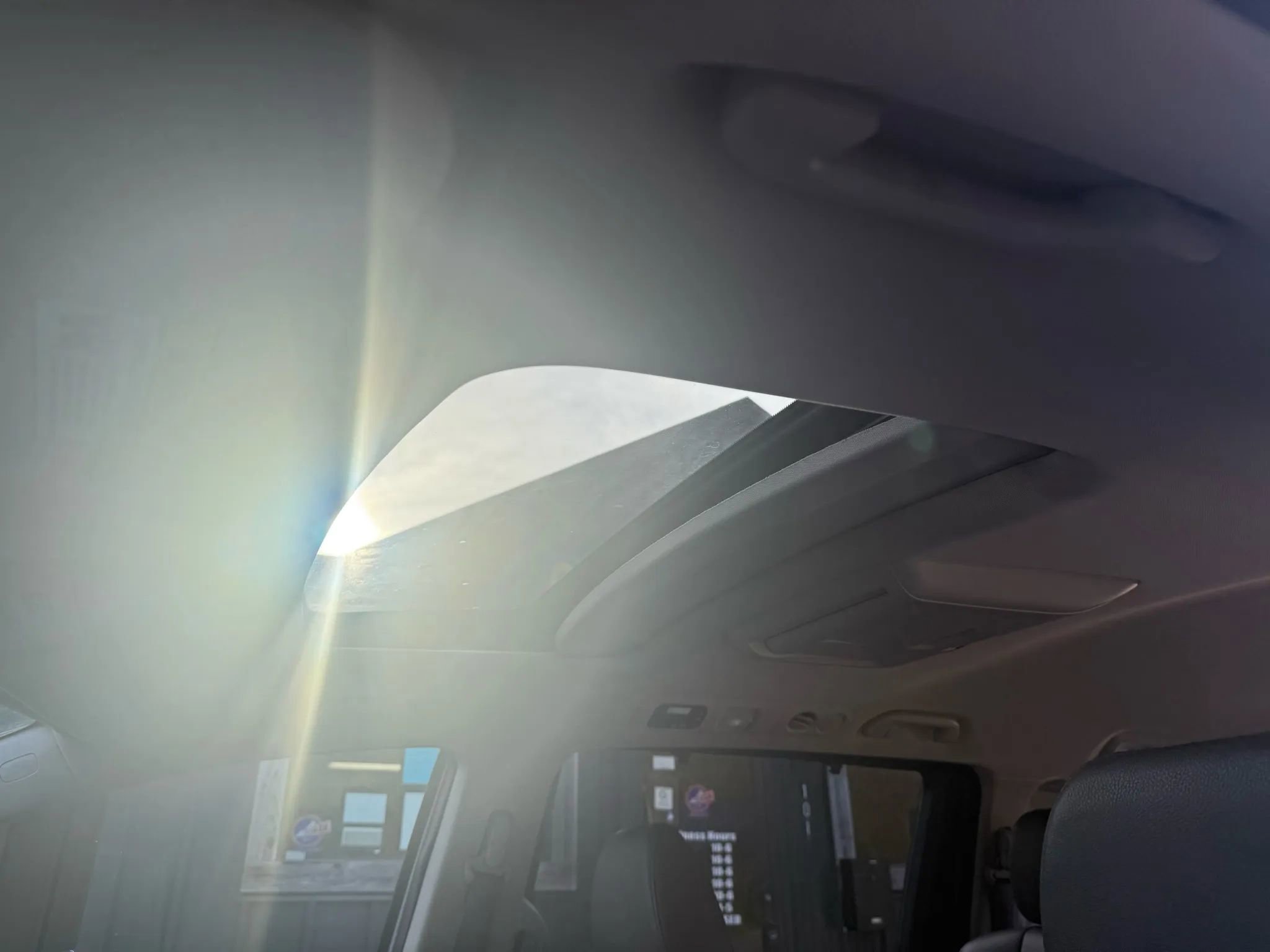 Used 2016 Honda Odyssey EX-L image 22