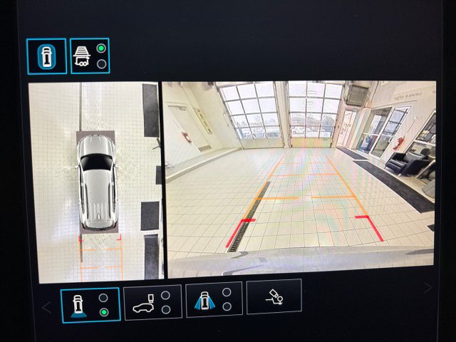 Used 2025 GMC Acadia Elevation FWD image 22