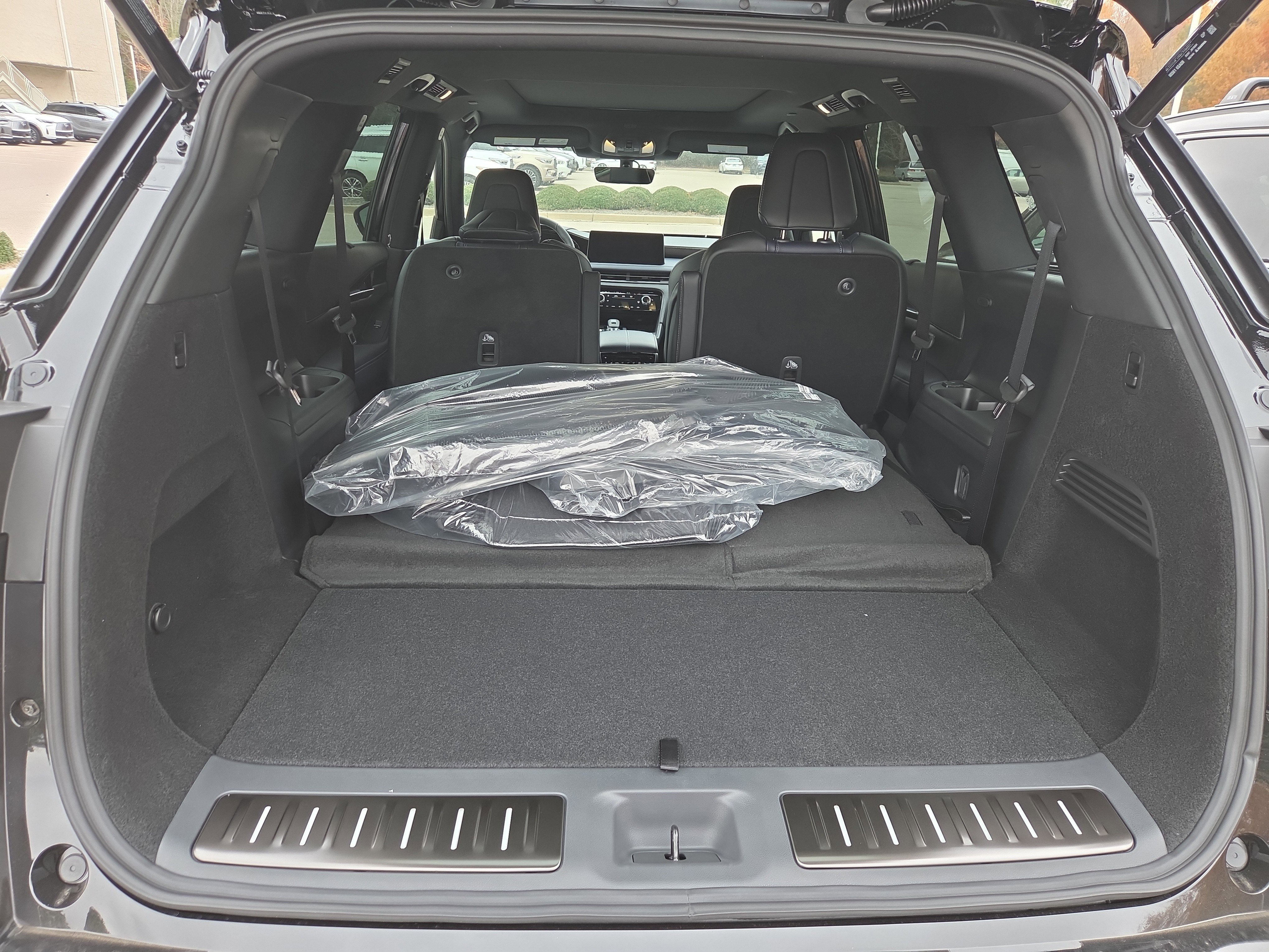 New 2026 INFINITI QX60 Sport image 9