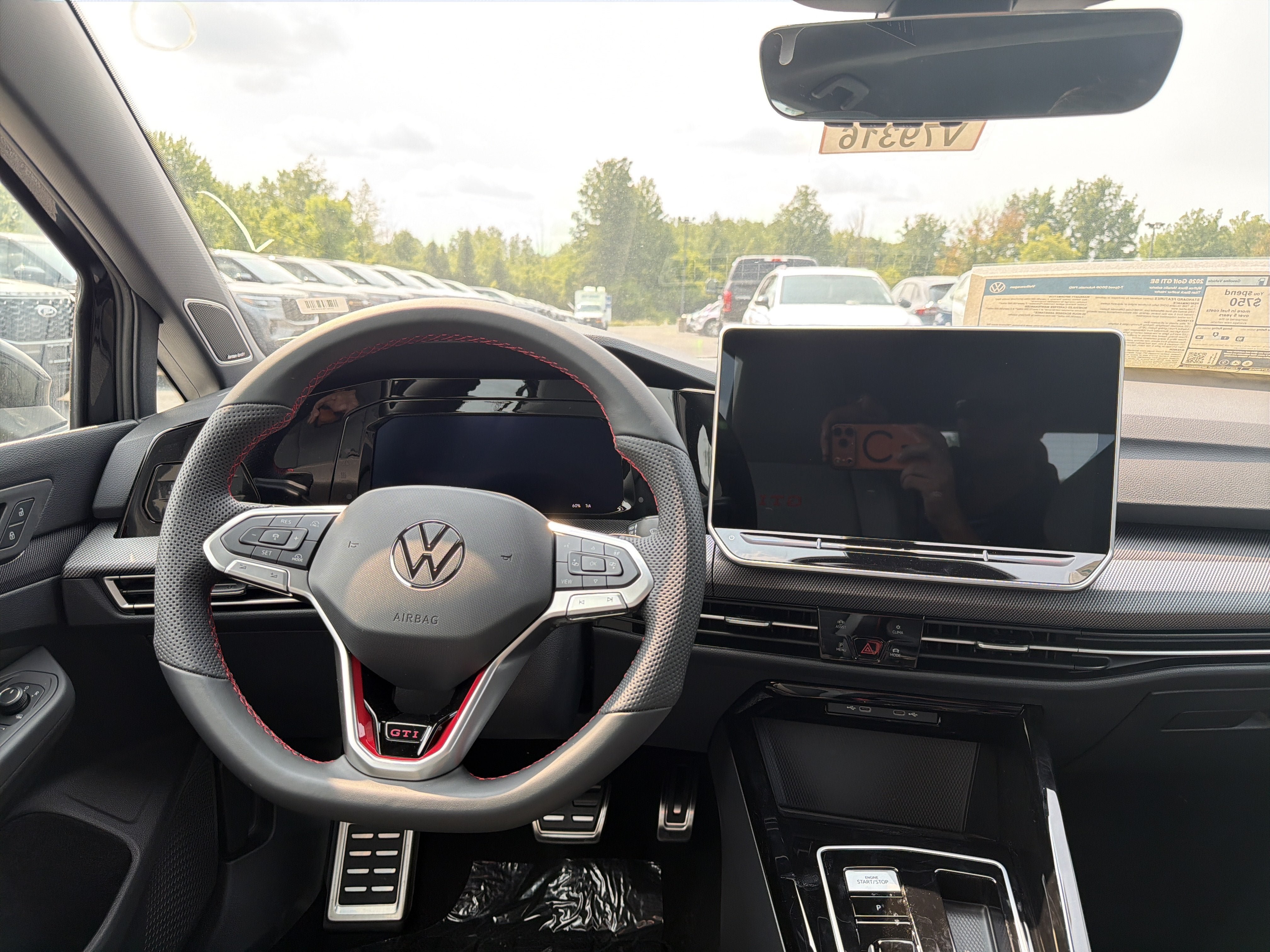 New 2026 Volkswagen GTI SE FWD image 11