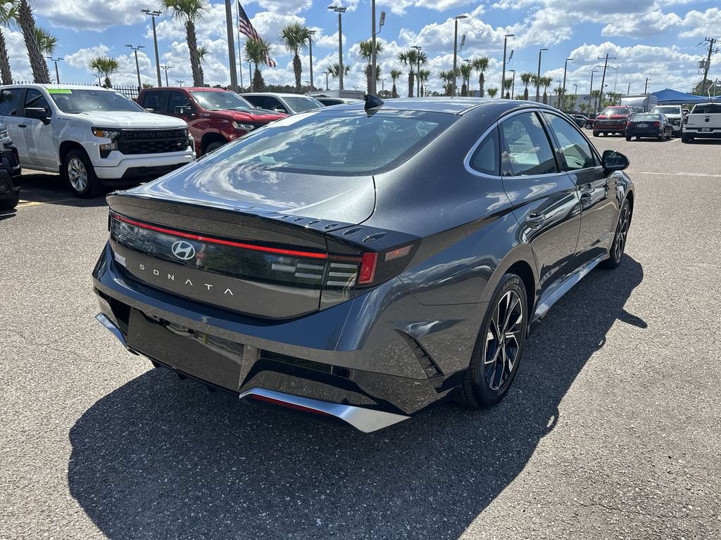 Used 2024 Hyundai Sonata SEL FWD image 16