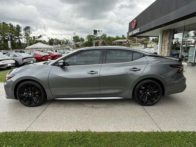 Used 2021 Nissan Maxima SR w/ Sport Mat Group FWD image 24