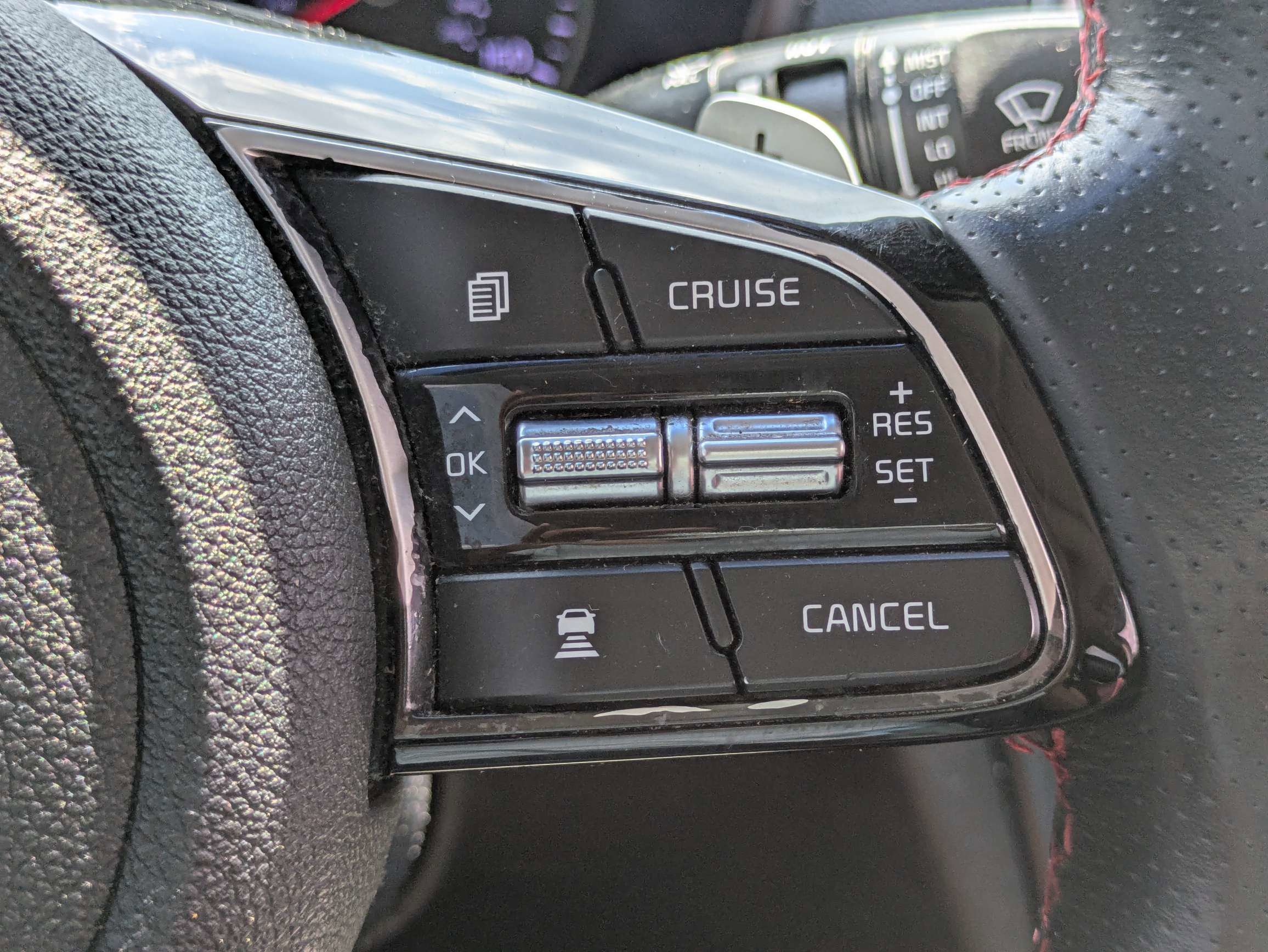 Used 2019 Kia Optima SX FWD image 27
