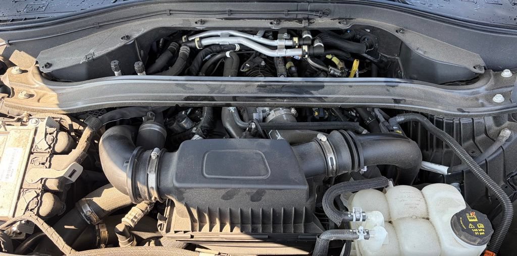 Used 2024 Lincoln Aviator AWD w/ Premium Package image 8