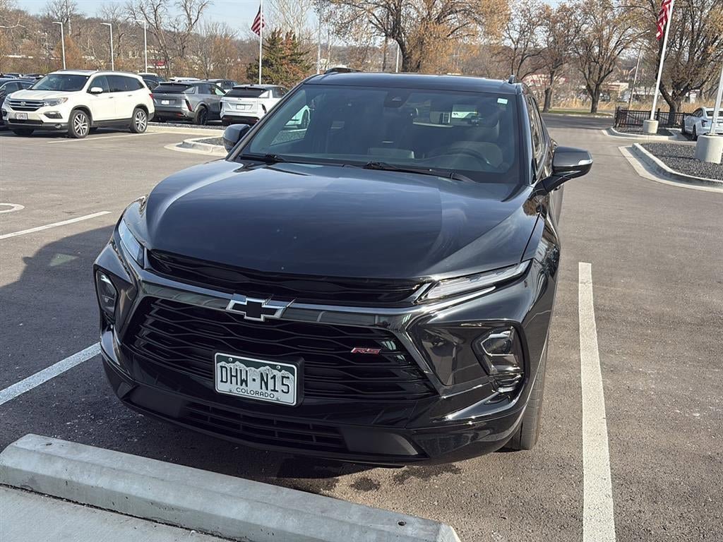 Used 2025 Chevrolet Blazer RS AWD/4WD image 3
