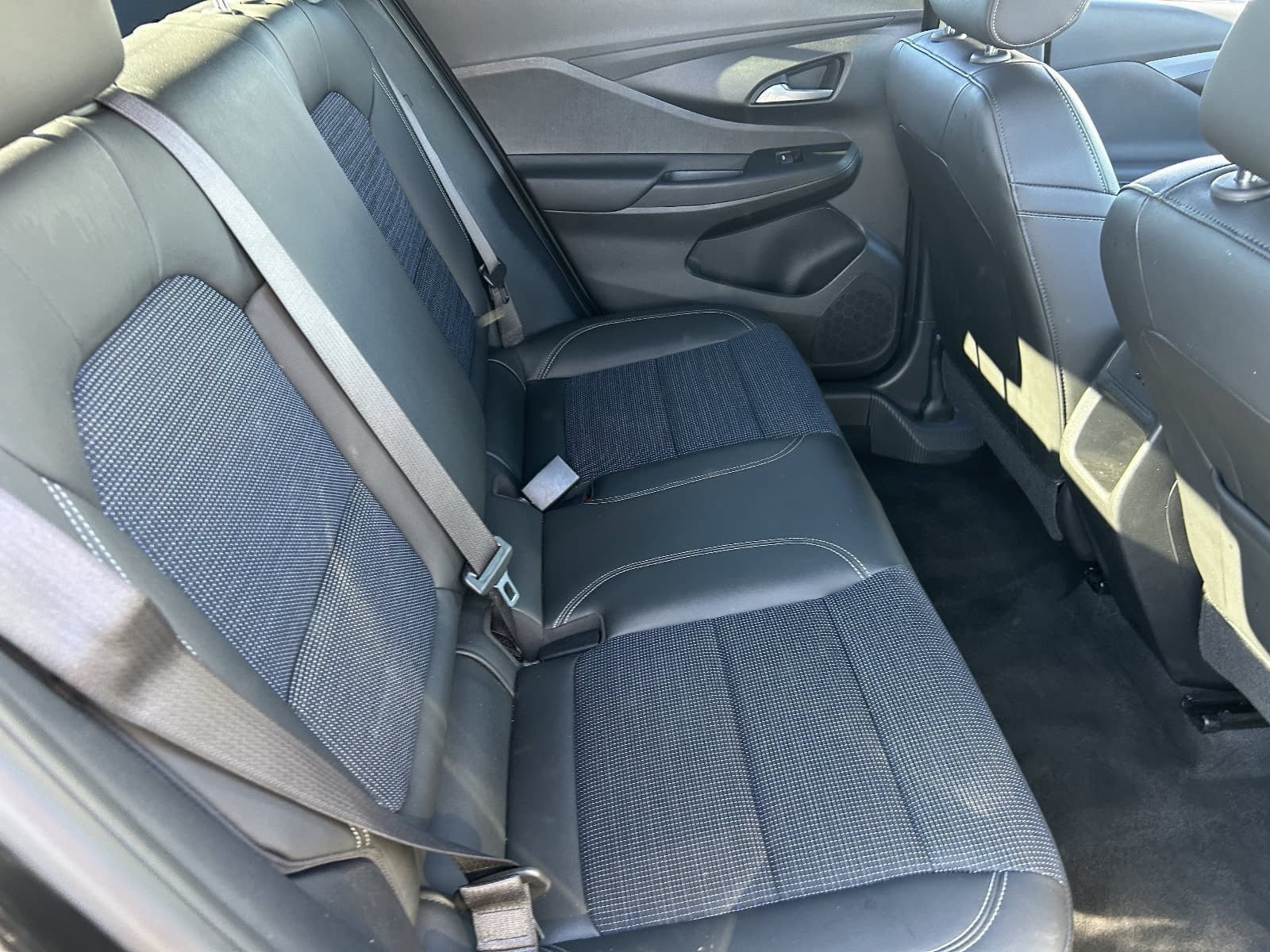 Used 2025 Buick Envista Preferred w/ Convenience I Package FWD image 16